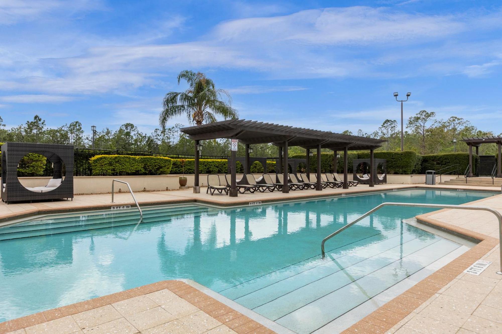 Cozy & Elegant 4Br Enchanted Townhouse - 1 Mile To Disney With Resort Pool, Gym, & Jacuzzi Orlando Zewnętrze zdjęcie