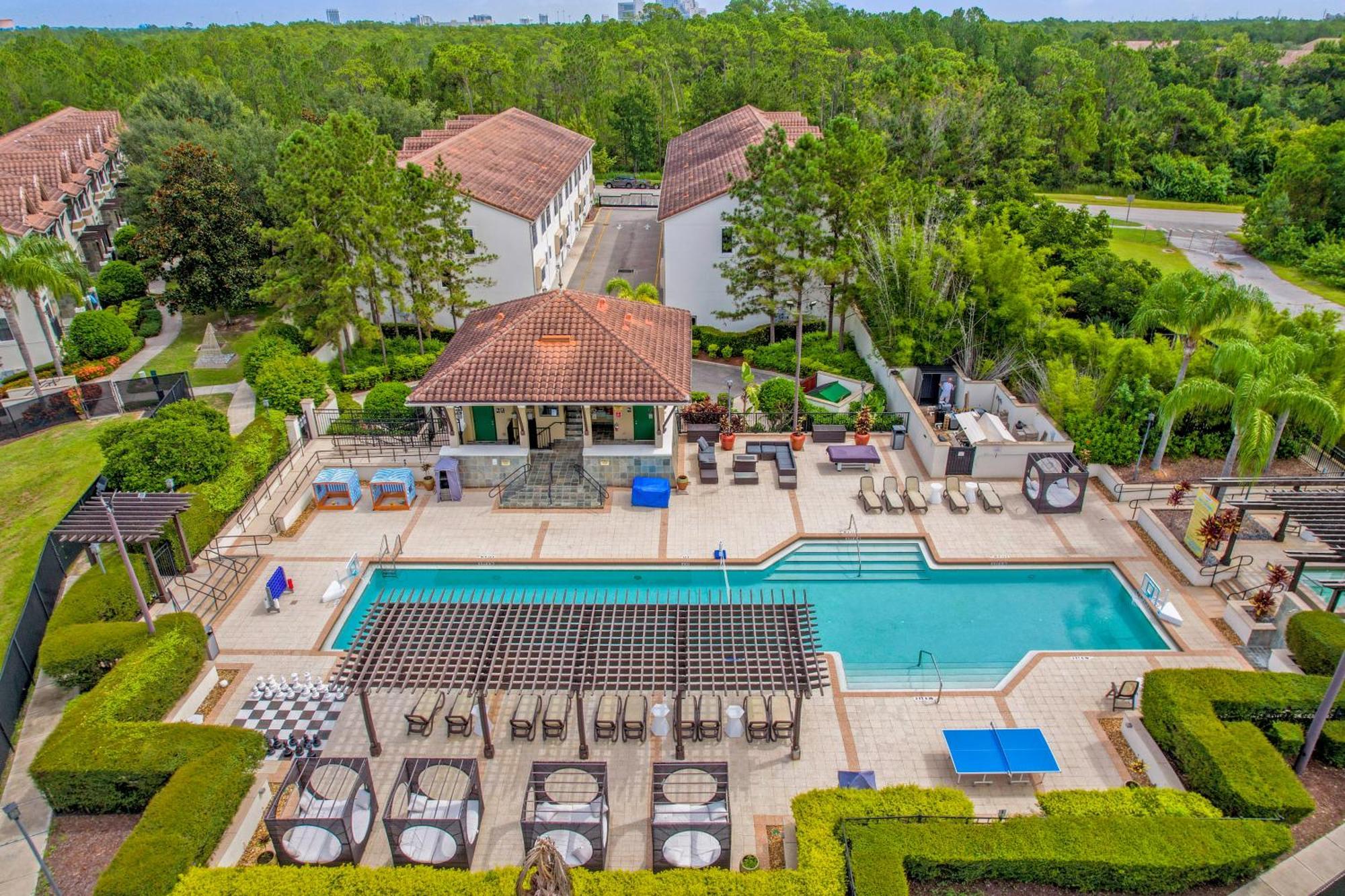 Cozy & Elegant 4Br Enchanted Townhouse - 1 Mile To Disney With Resort Pool, Gym, & Jacuzzi Orlando Zewnętrze zdjęcie