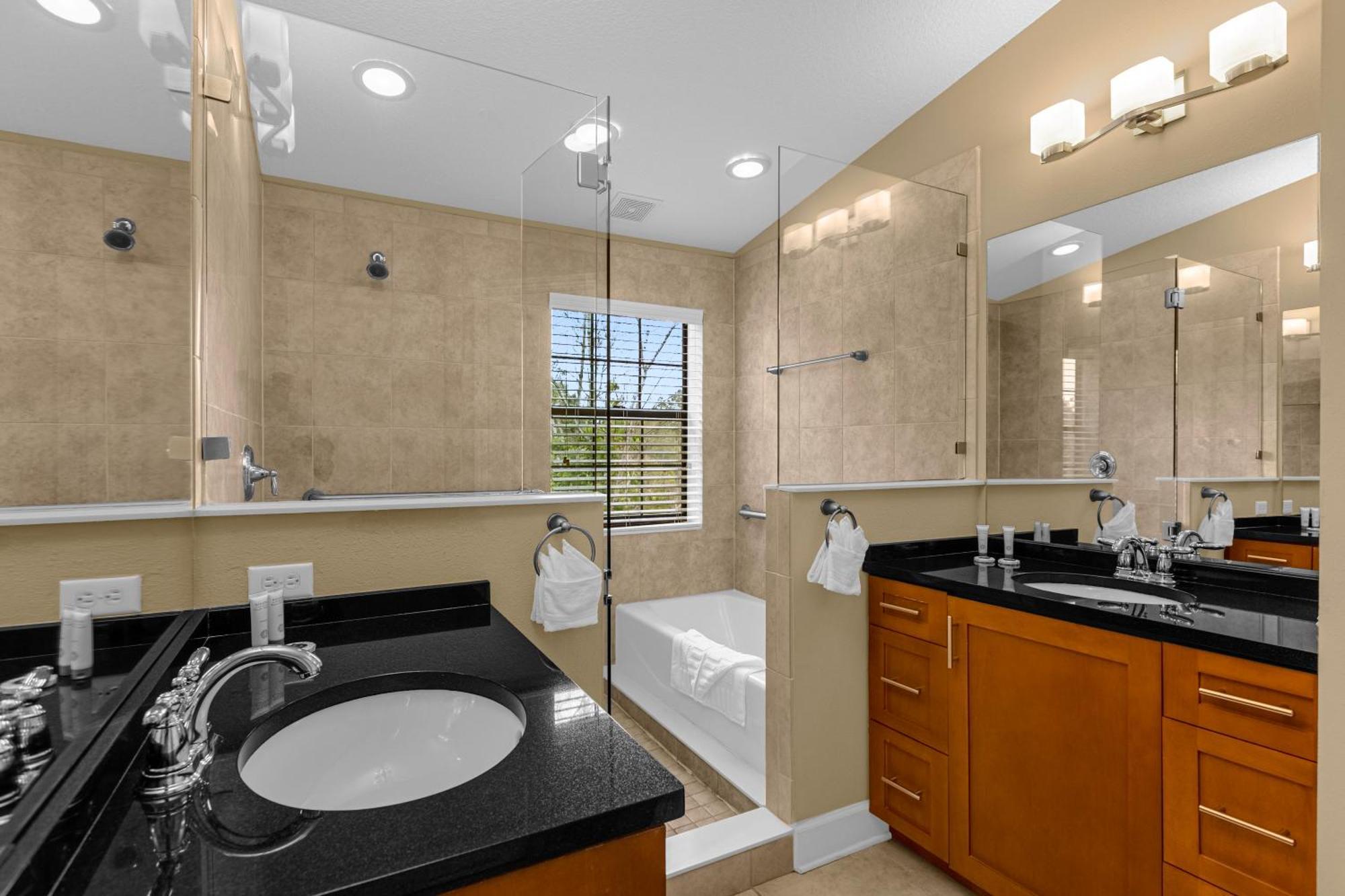 Cozy & Elegant 4Br Enchanted Townhouse - 1 Mile To Disney With Resort Pool, Gym, & Jacuzzi Orlando Zewnętrze zdjęcie